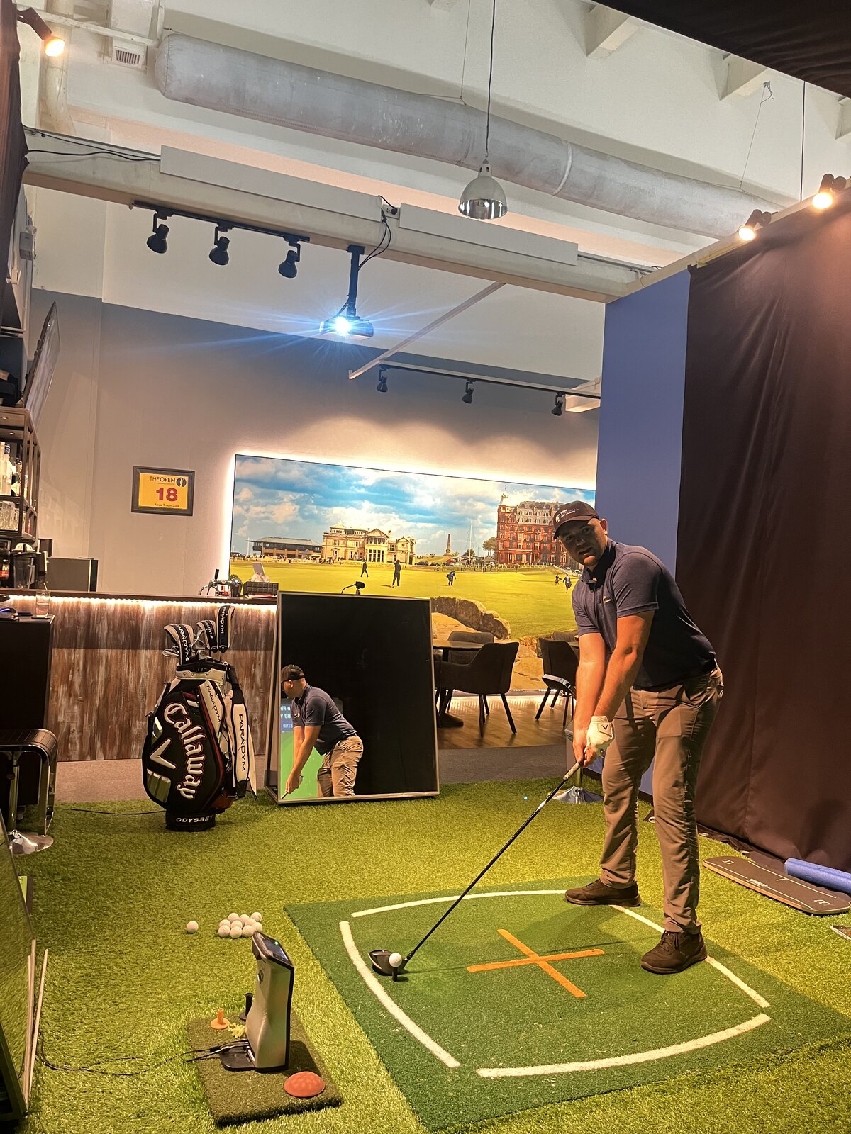 Indoor golf simulator and launch monitor technology at the academy